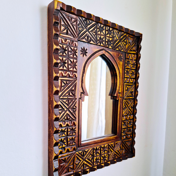 Handcarved Moroccan Vintage Style Small Mirrors, To Hang On The Wall Or Place On The Table.